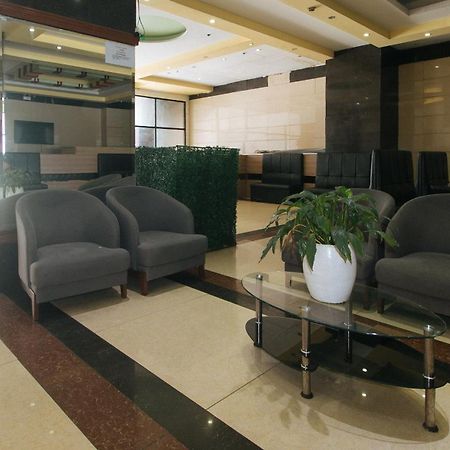 Reddoorz At Winter Hotel Araneta Quezon City Exterior photo