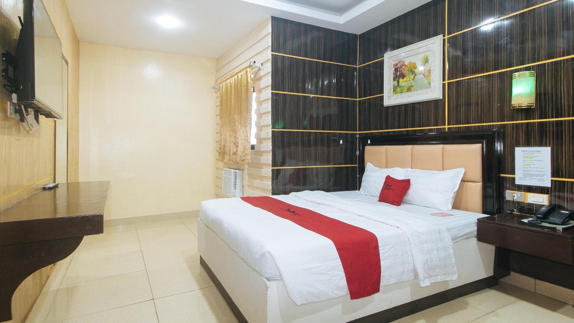 Reddoorz At Winter Hotel Araneta Quezon City Exterior photo