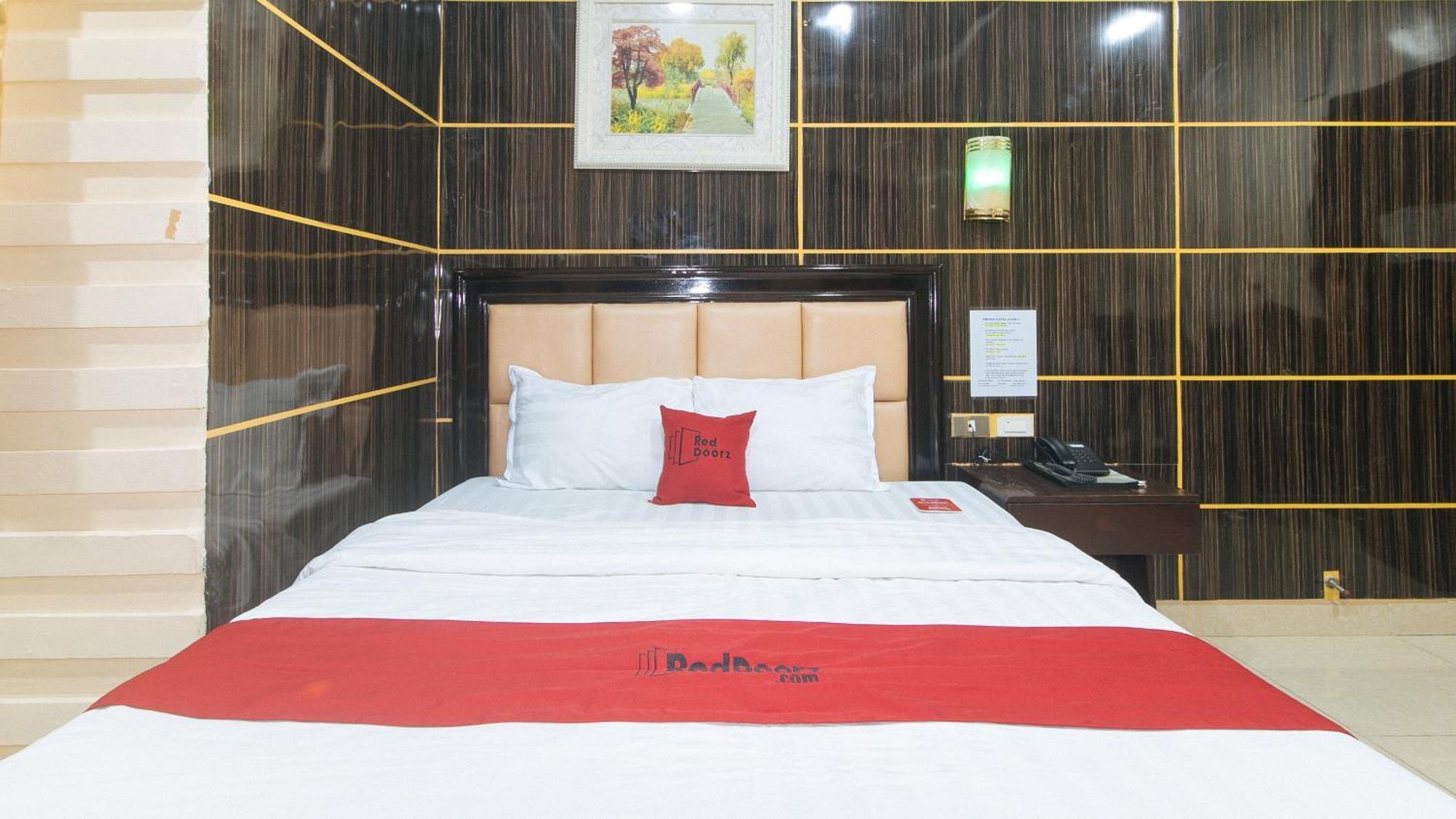 Reddoorz At Winter Hotel Araneta Quezon City Exterior photo
